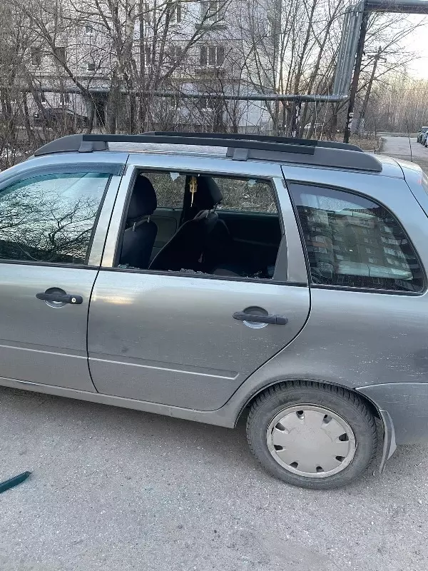 Нижегородец повредил три автомобили на улице Архангельской
