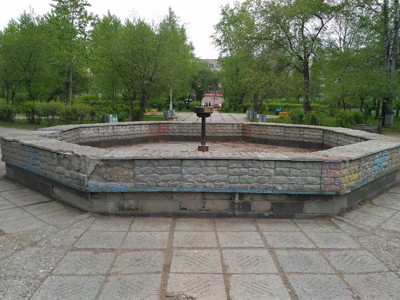 В Нижнем фонтан на Рокоссовского реконструируют ко Дню города