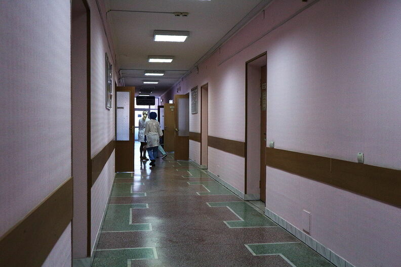 В трех нижегородских больницах введен карантин по COVID-19