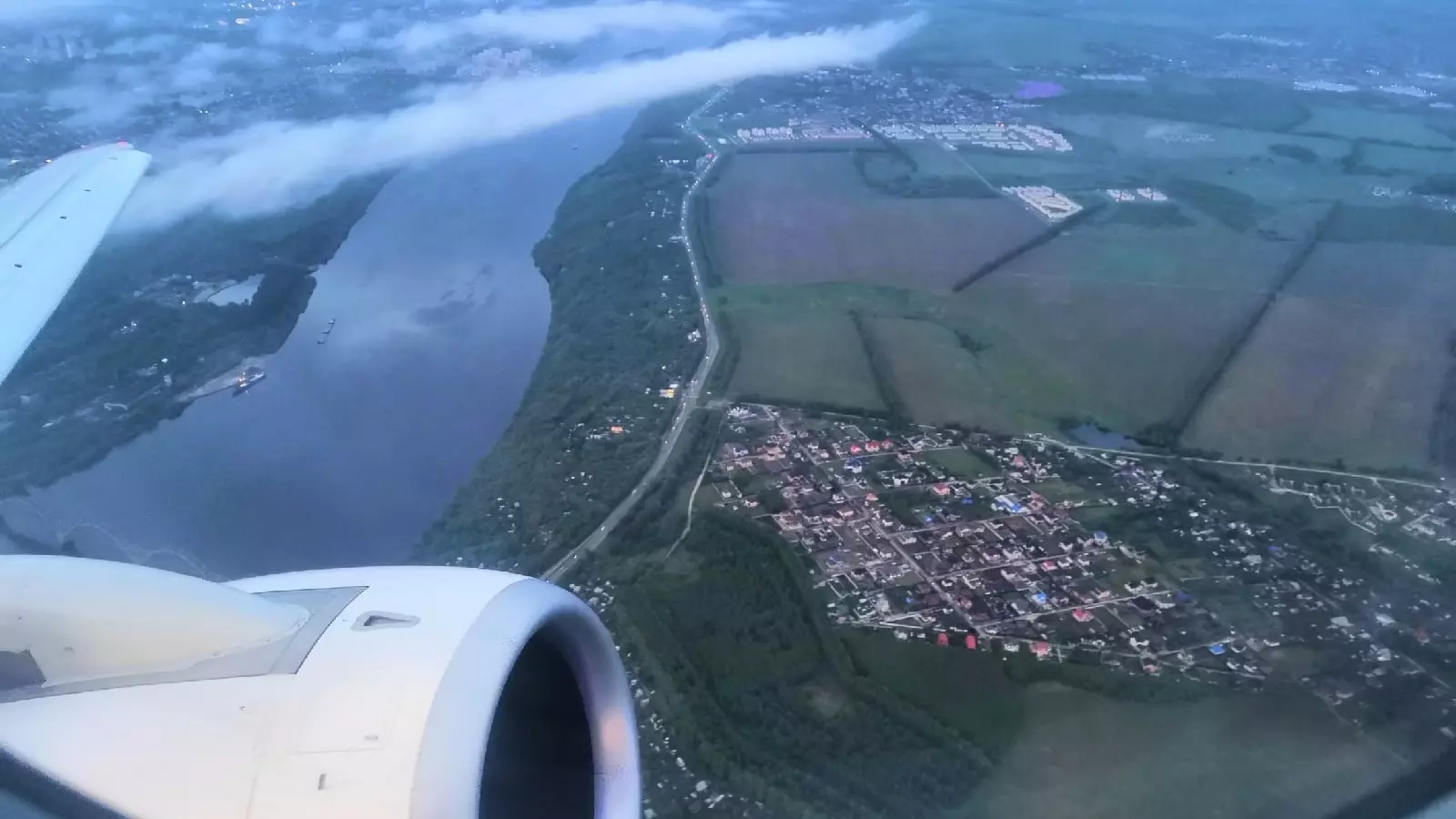 Рейс до Нижнего Новгорода задержан из Екатеринбурга