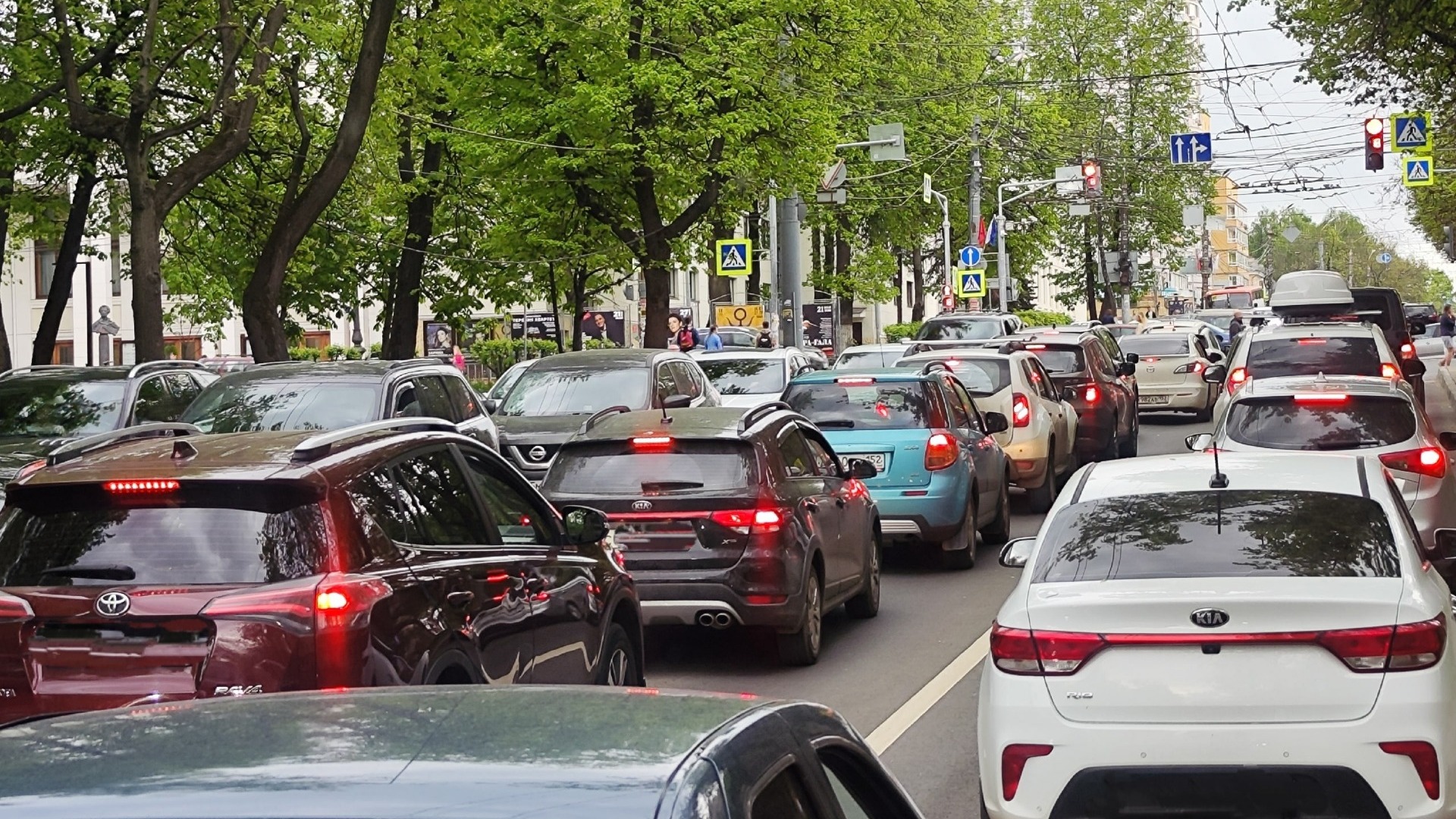 Огромные пробки образовались в Нижегородской области 2 июля