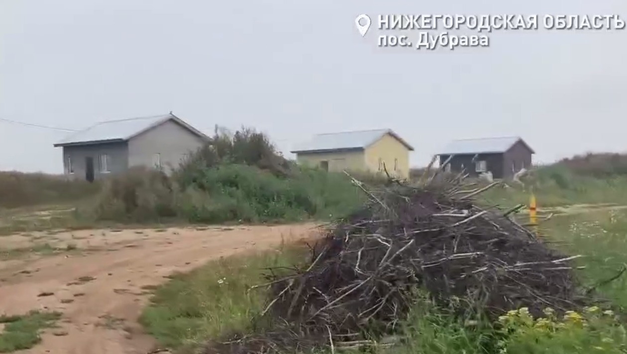 Сроки строительства домов сорвали в Дальнеконстантиновском округе