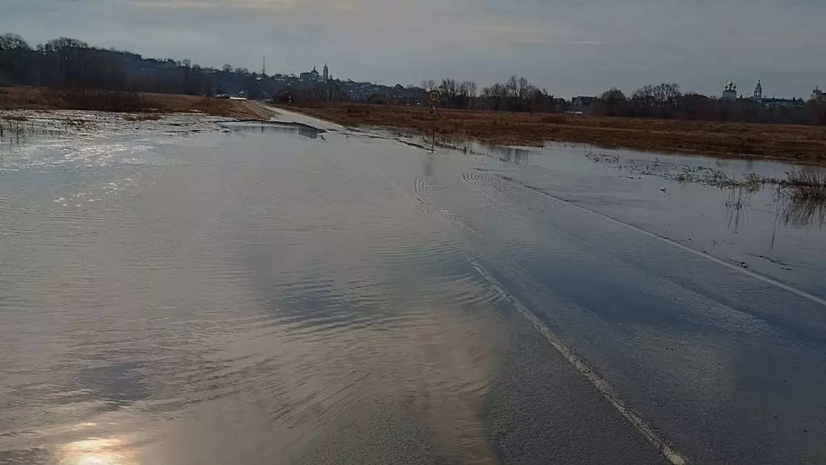 Две дороги частично затопило в Нижегородской области
