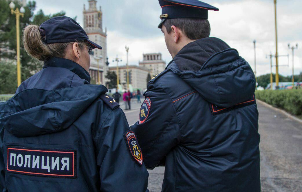 Во Владивостоке полицейские установили личности молодоженов-стрелков