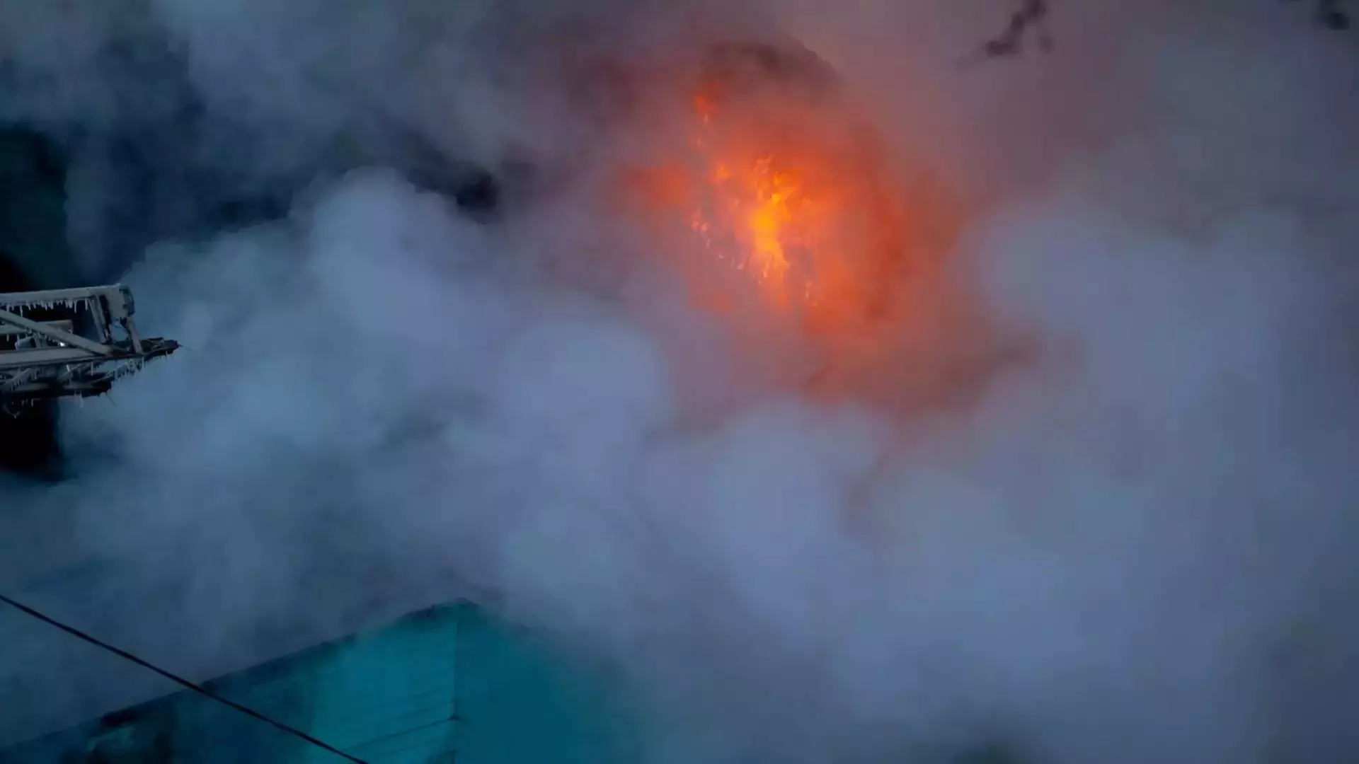 Пожар вспыхнул на нижегородском заводе