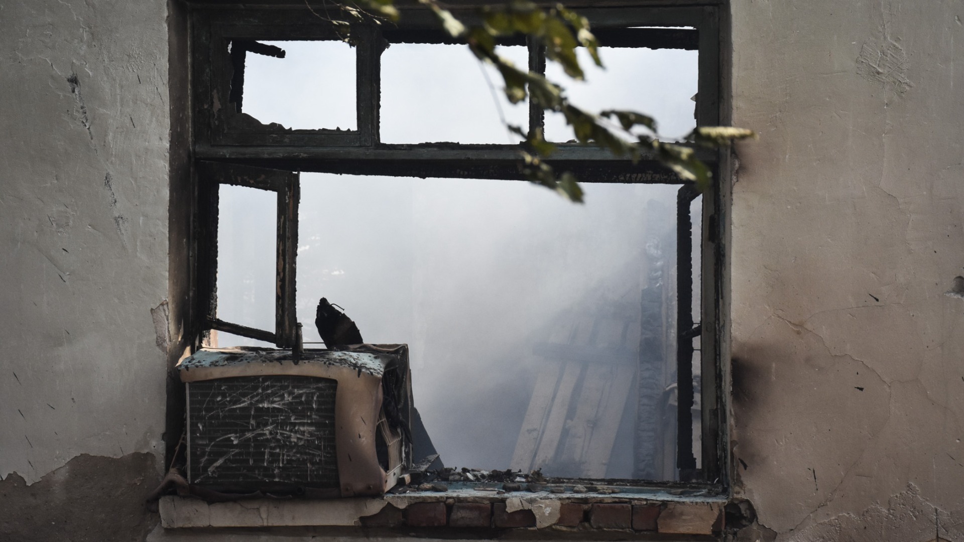 Многоквартирный дом на Бекетова мог загореться из-за поджога