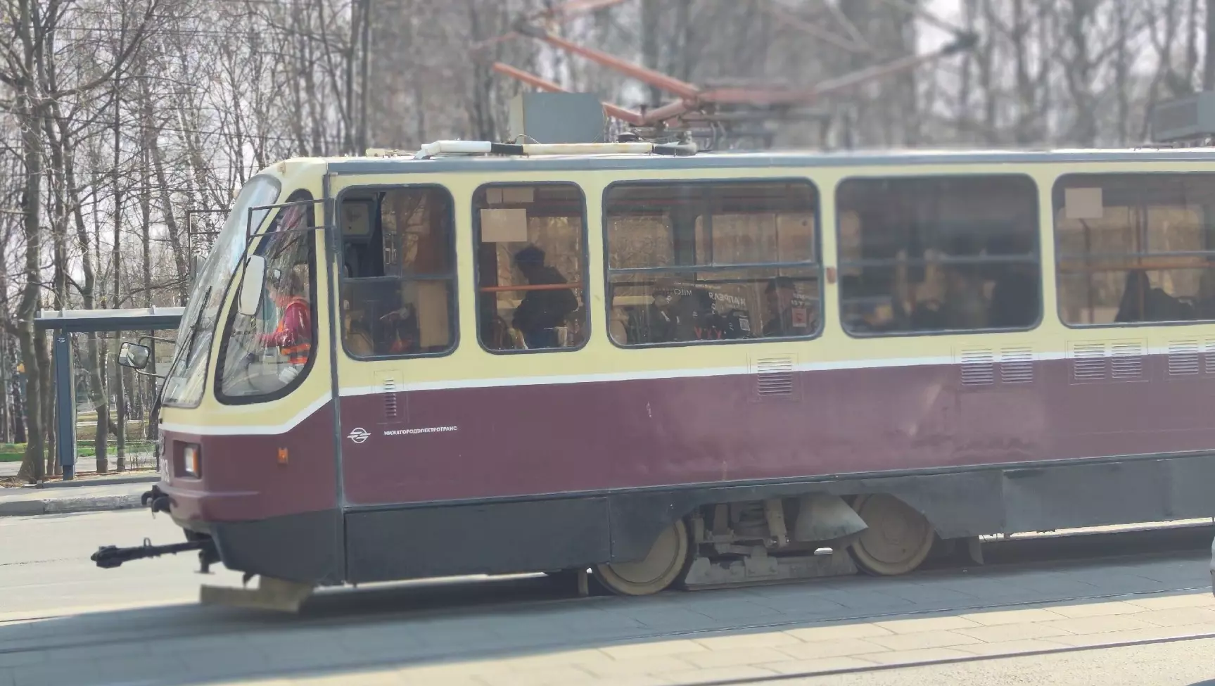 Пробка из трамваев образовалась на Комсомольской площади