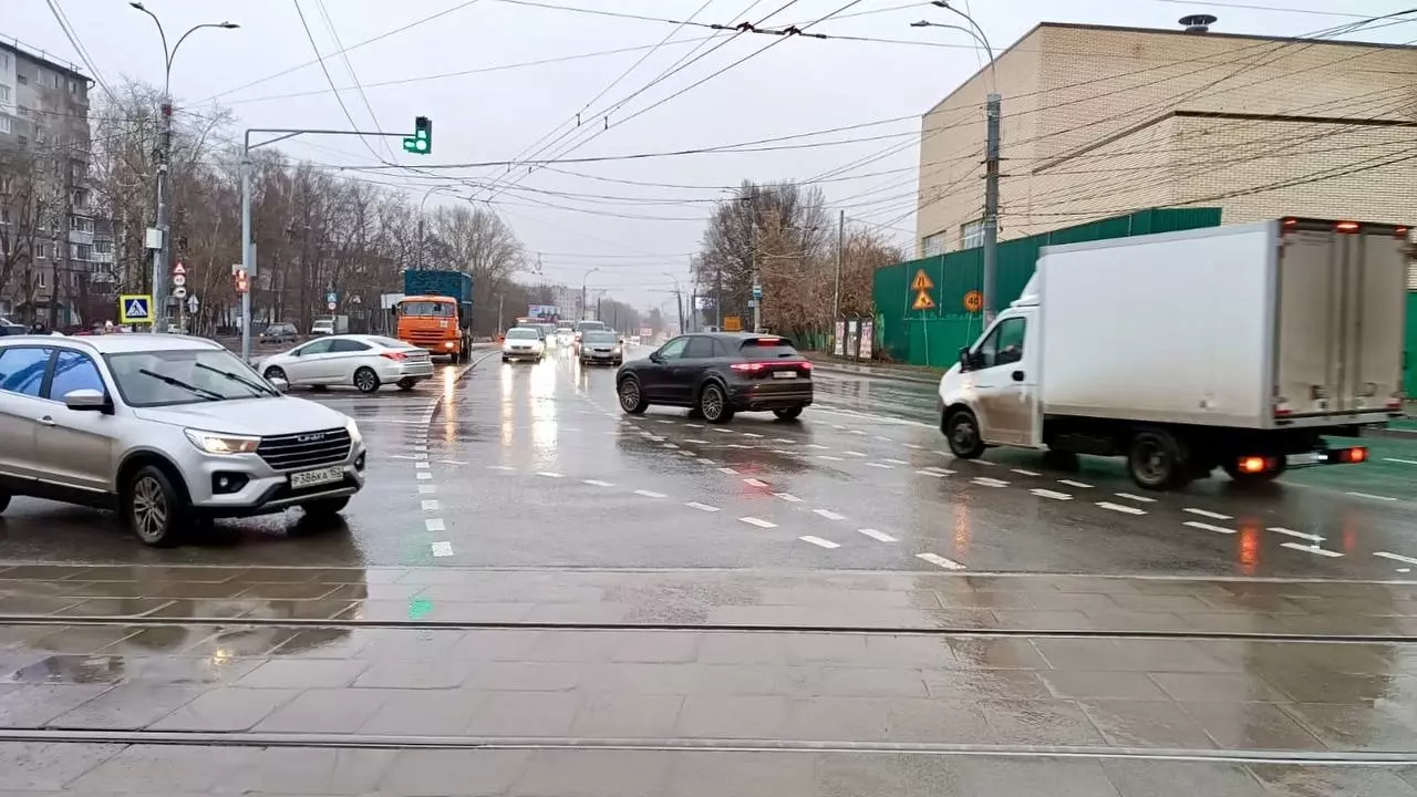 Капремонт дороги на улице Ванеева почти завершен 