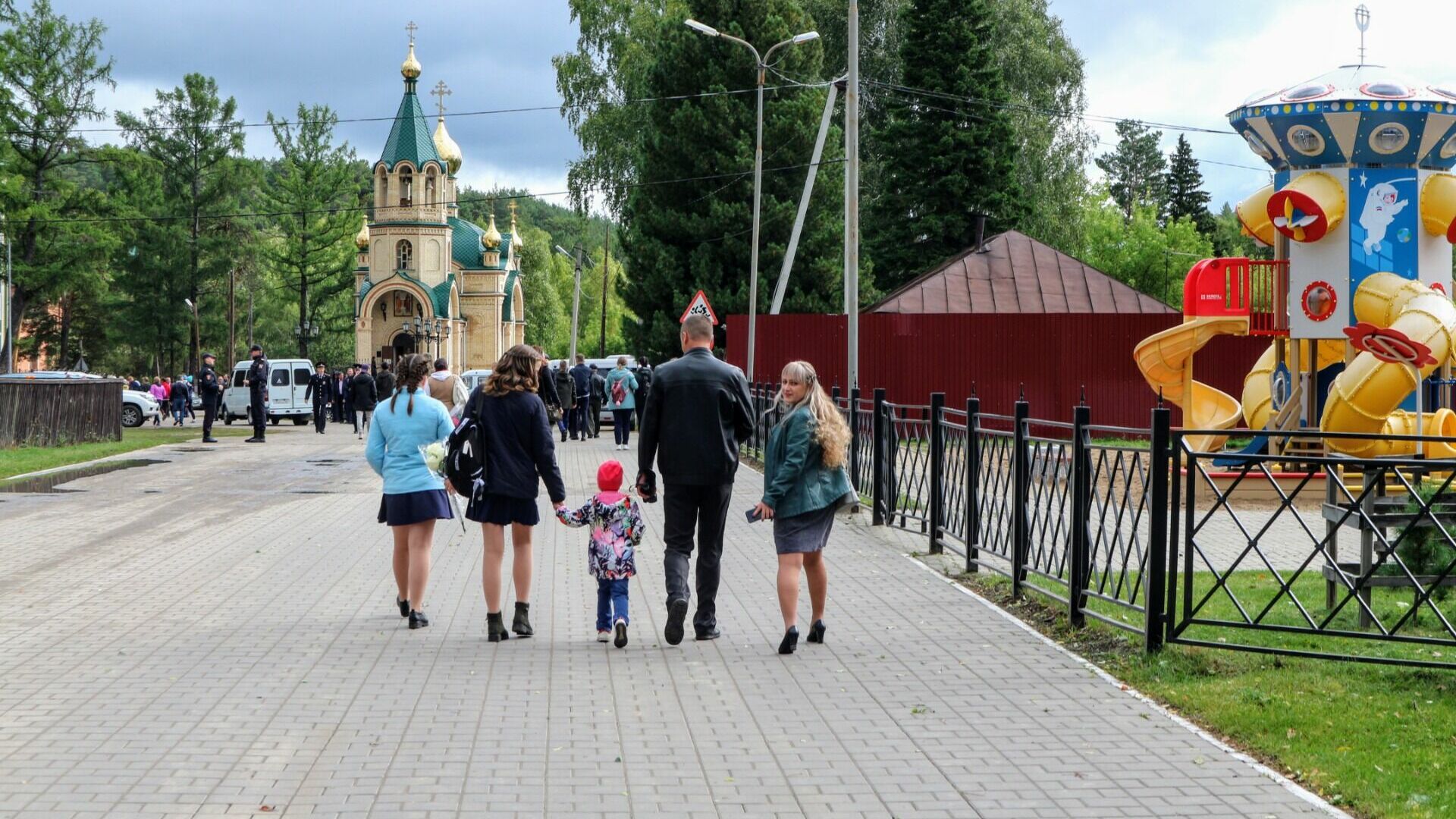 24 сироты из Донбасса попали в приемные семьи Нижегородской области