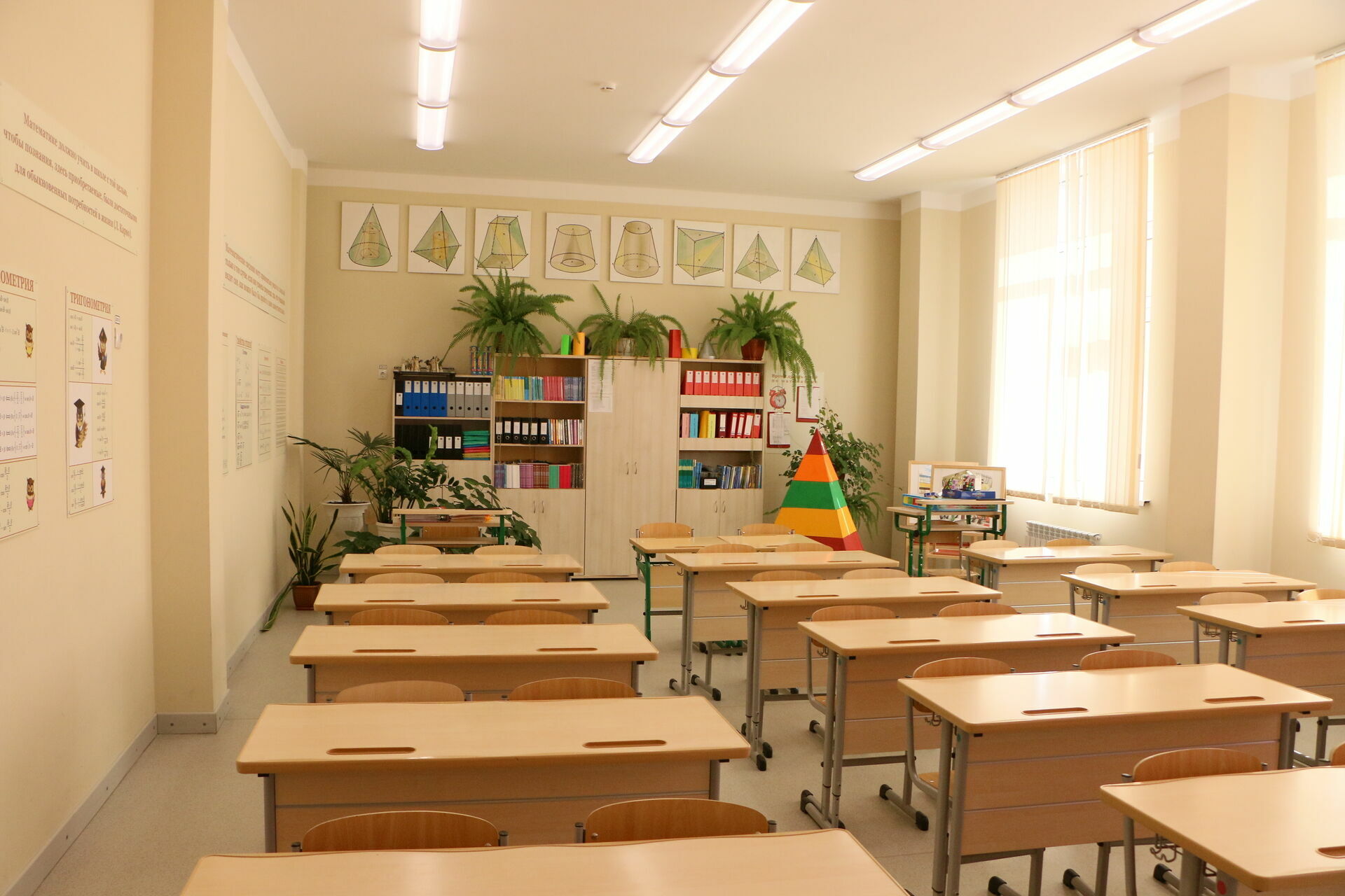 Перелом позвоночника учителя ОБЖ пыталась скрыть нижегородская школа