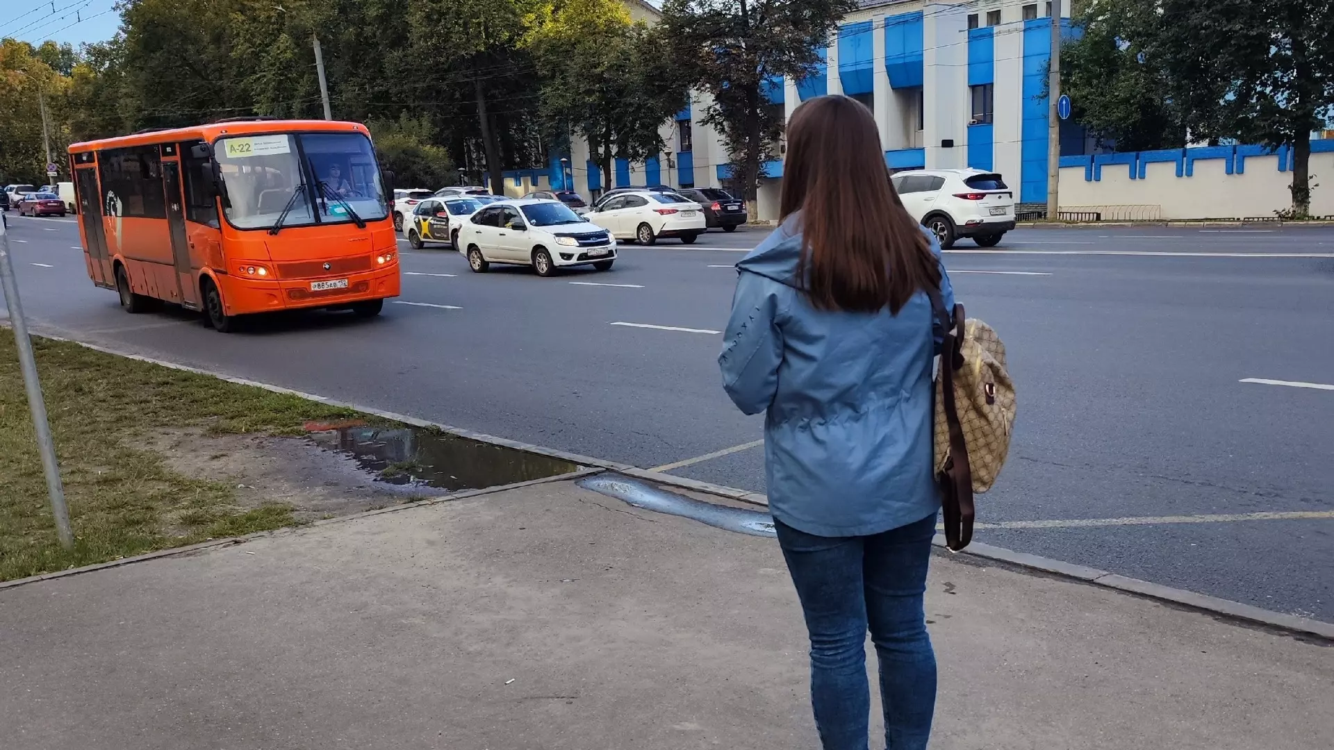 Девушку увезли на скорой после поездки в нижегородском автоубсе