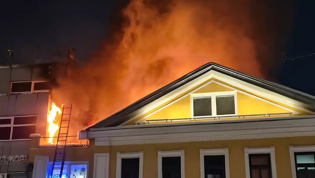 Нижегородский мэр Шалабаев выехал на место пожара на улице Большой Покровской