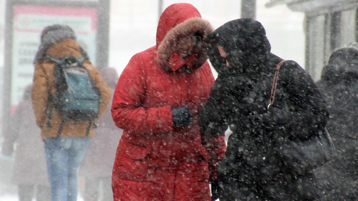 Снегопады и сильный ветер ожидают нижегородцев 25 декабря