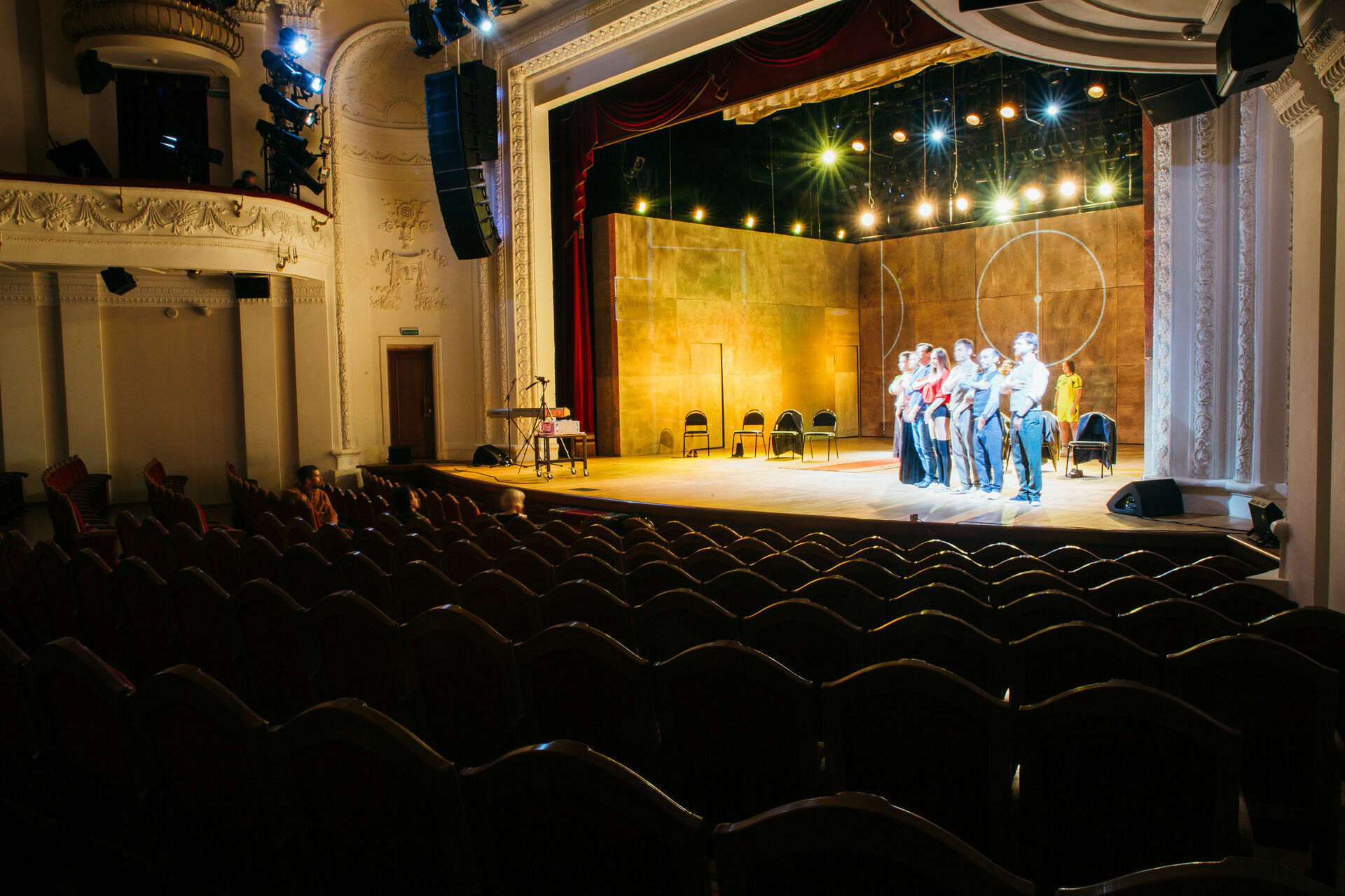Нижегородские театры массово переносят спектакли из-за COVID-19