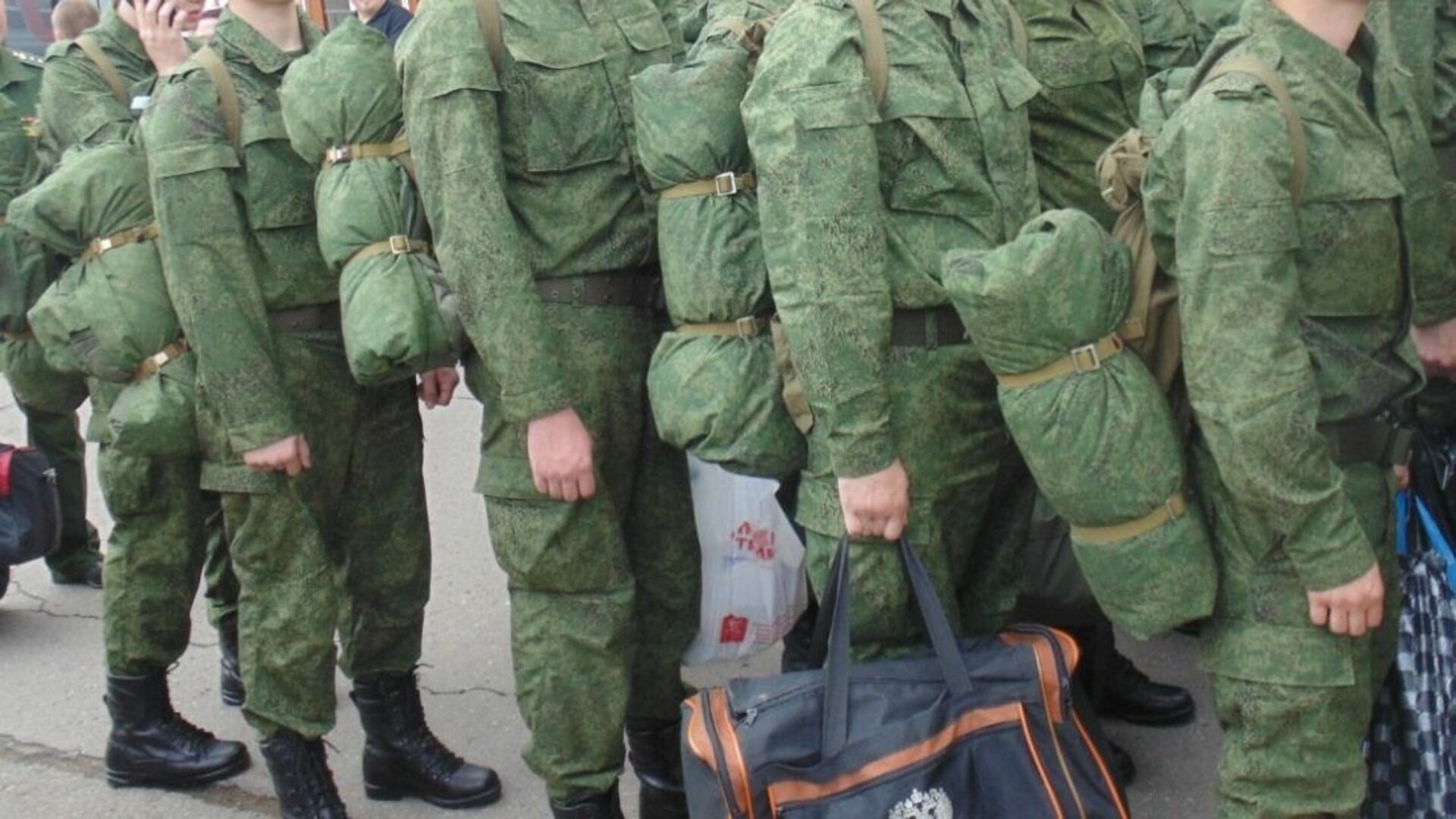 Новая частичная мобилизация 2024. Форма российского солдата. Военные сборы. Армия мобилизация. Экипировка военнослужащего.
