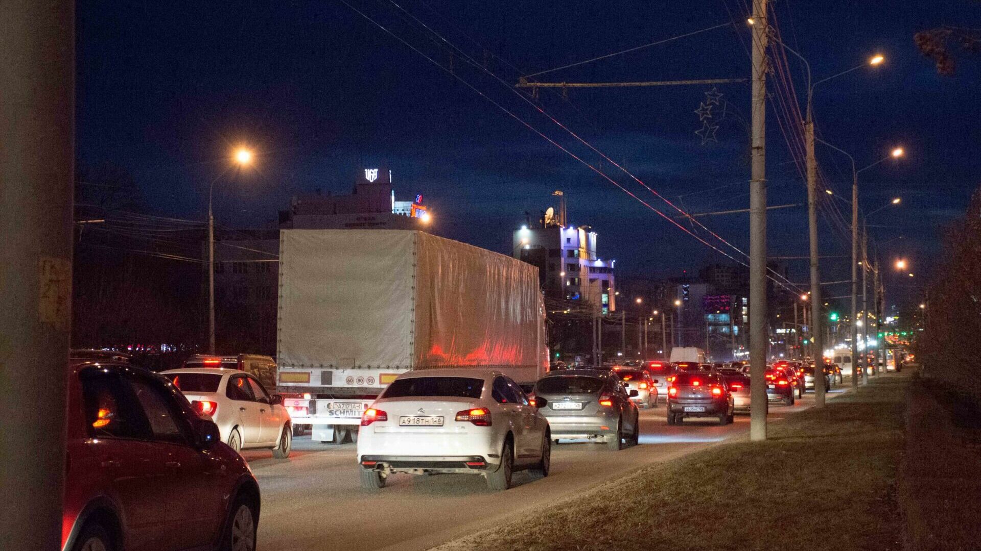 Нижегородским водителям нужно время для избавления от пробок на Родионова
