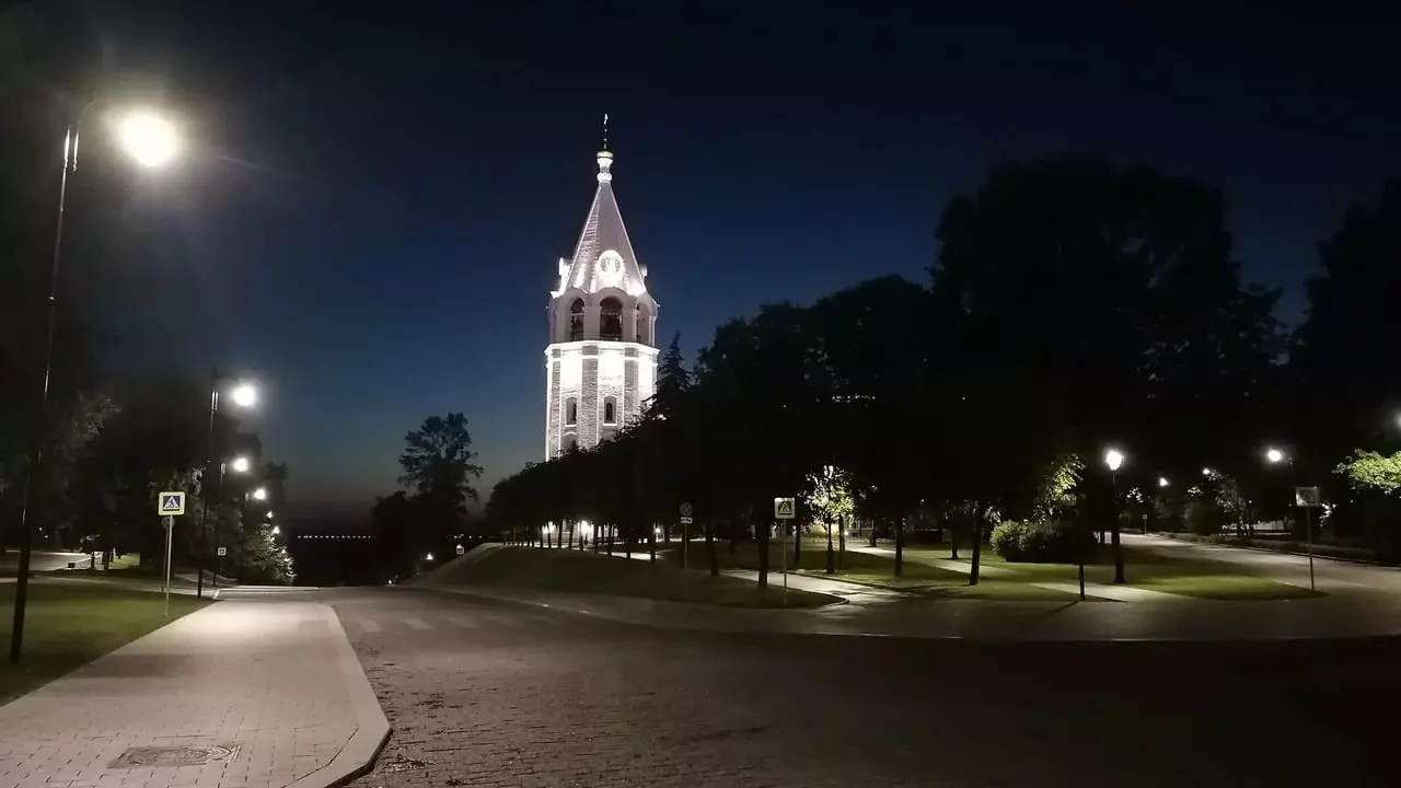 Соборная колокольня в Нижнем Новгороде