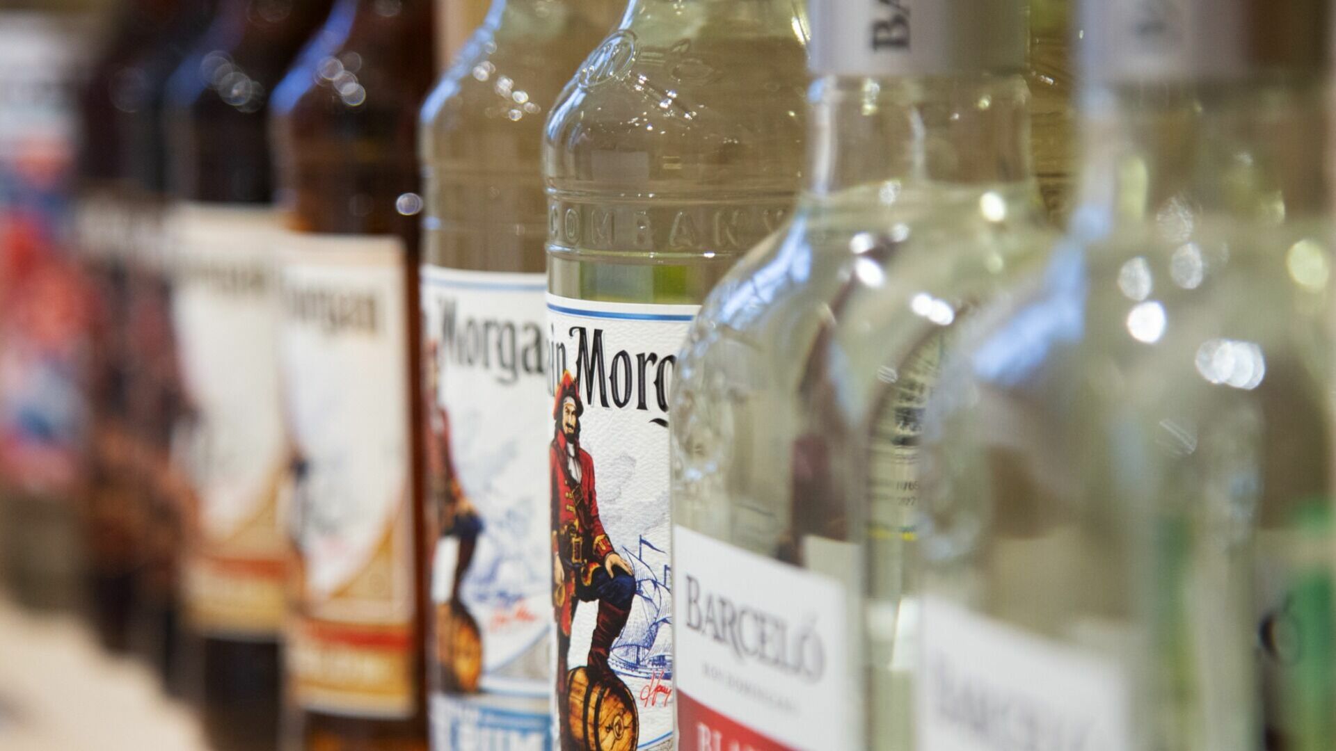 Запрет на продажу алкоголя сняли в двух нижегородских поселках
