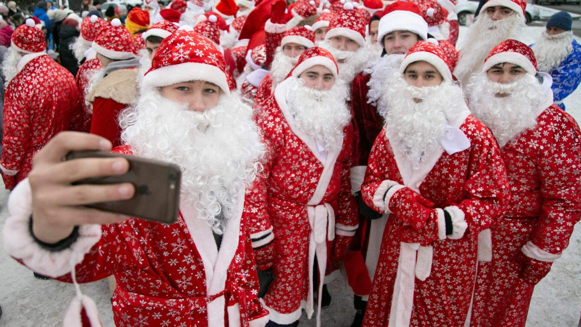 Нижегородцам придется заплатить за Деда Мороза около двух тысяч рублей