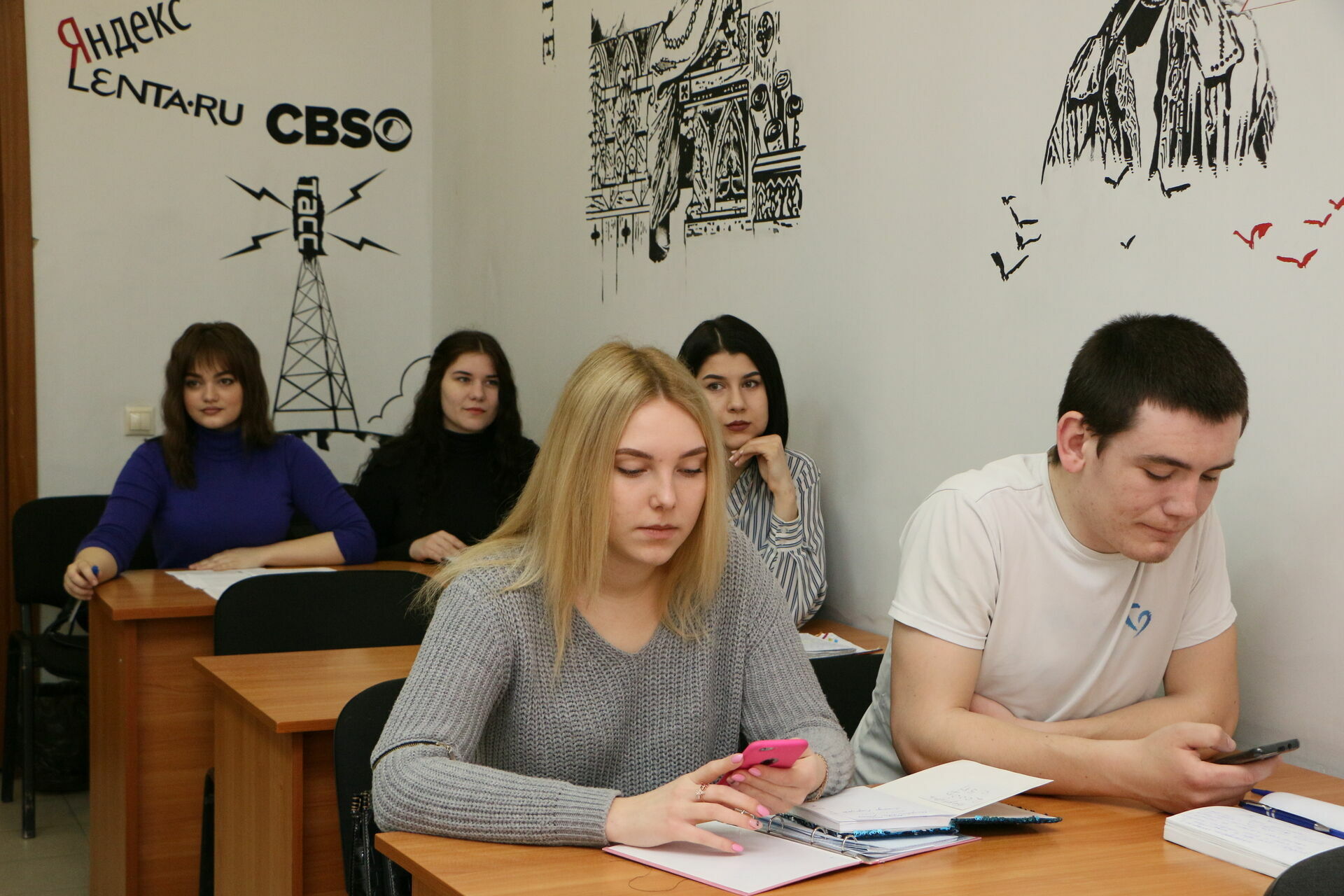 Мелик-Гусейнов призвал нижегородских студентов вакцинироваться от COVID-19