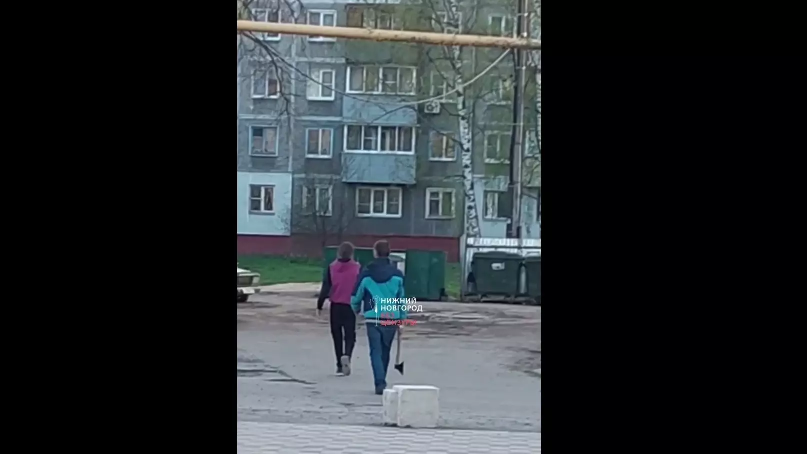 Мужчина с топором устроил дебош в Нижнем Новгороде