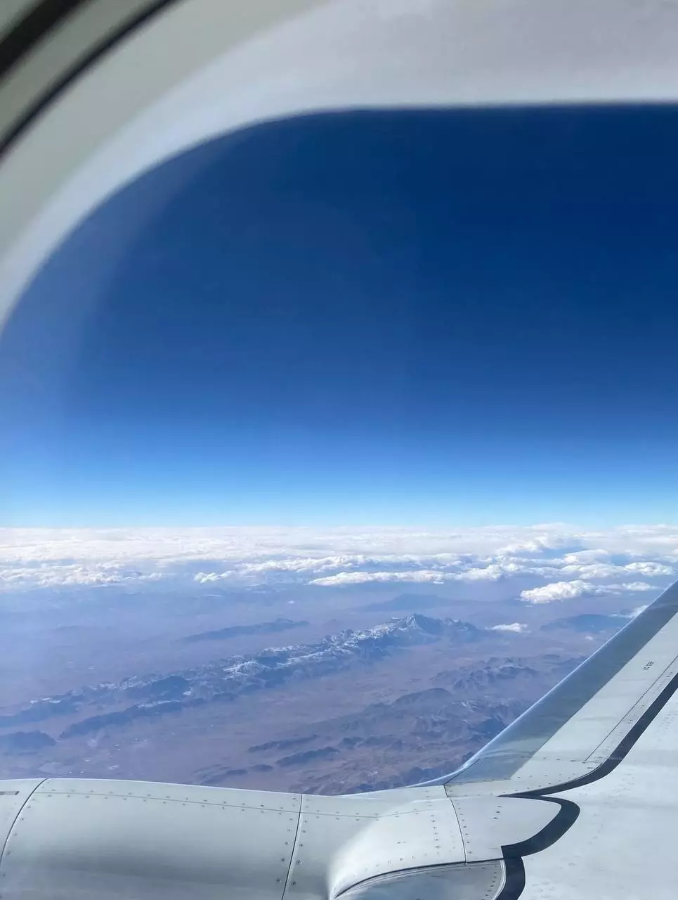 Вид из самолета Москва — Абу-Даби