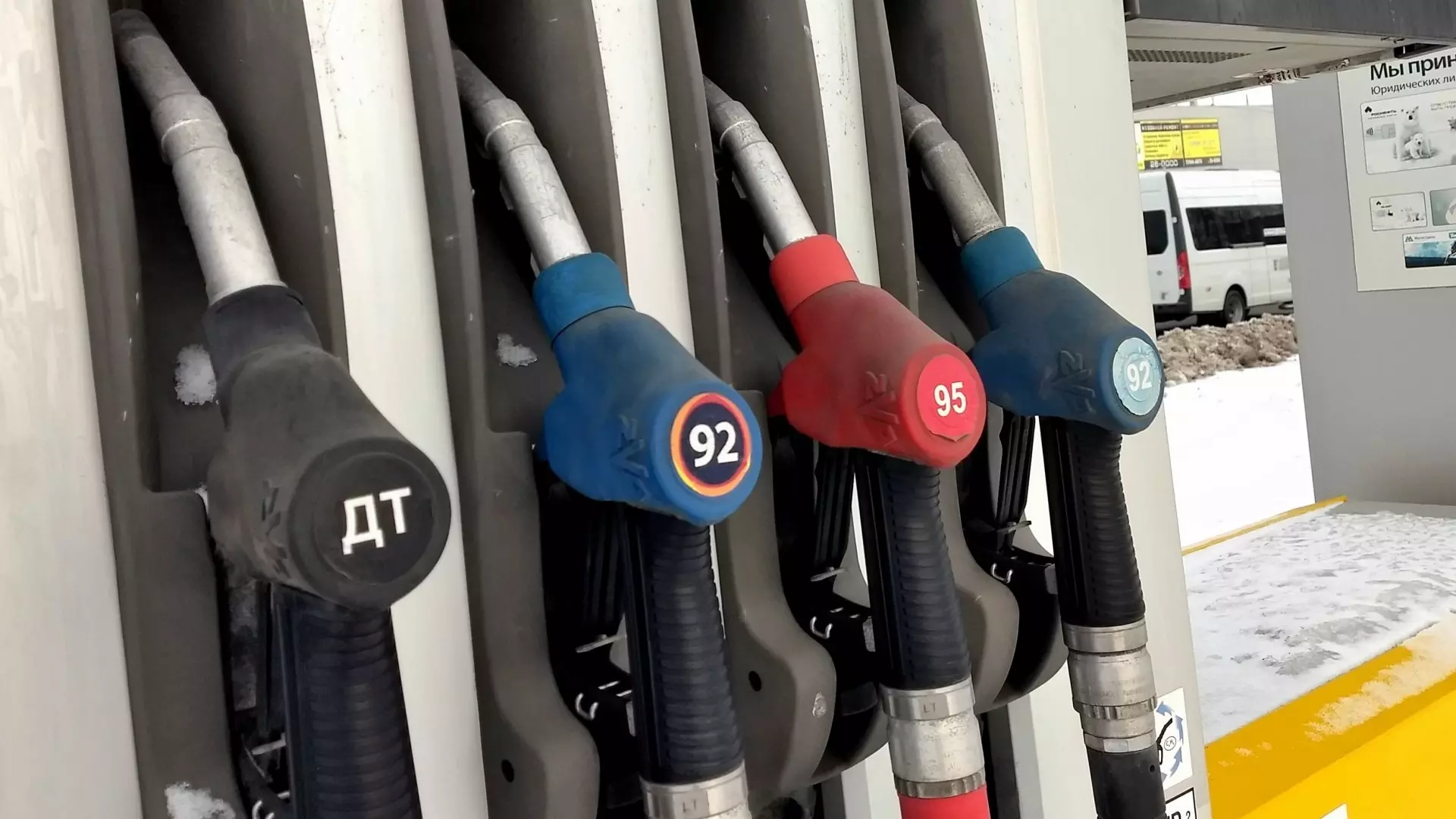 ФАС не зафиксировала роста цен на бензин