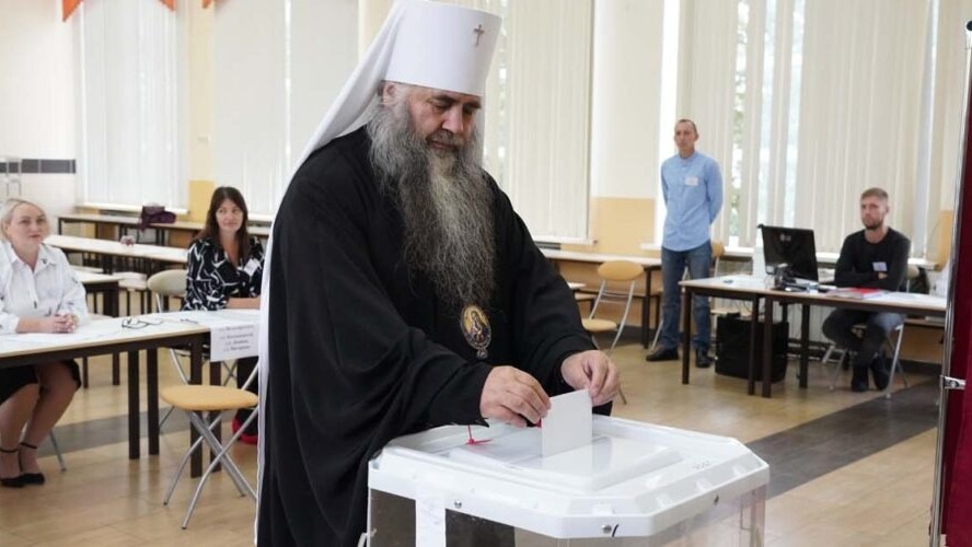 Митрополит Георгий проголосовал на выборах 