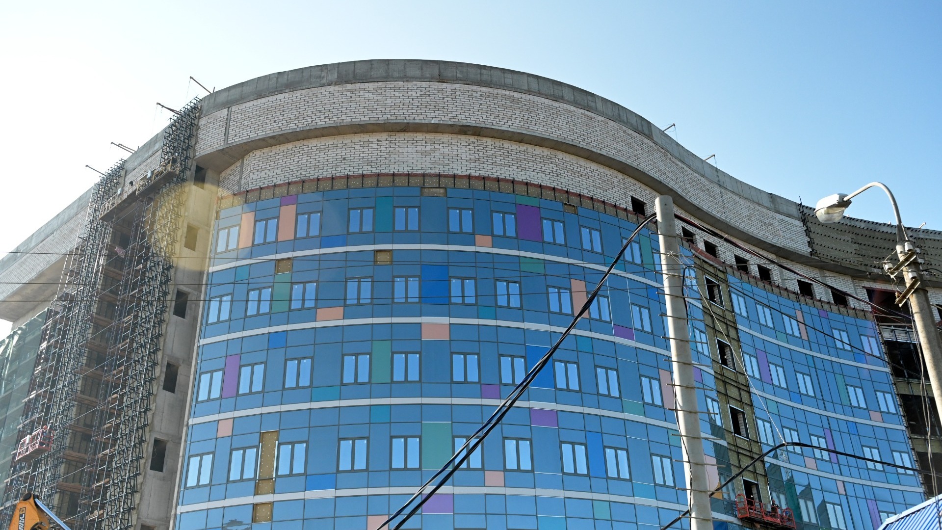 Губернатор Подмосковья: Строительство больницы в Красногорске завершим через полгода