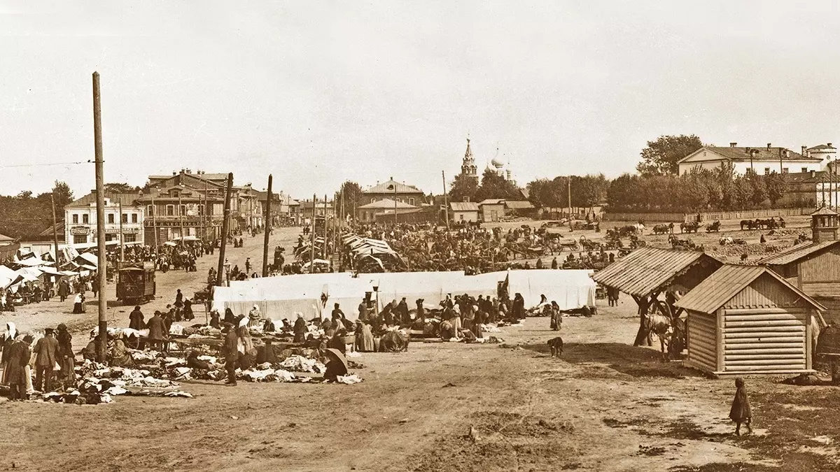 Как выглядела Сенная площадь в Нижнем Новгороде в 19 веке
