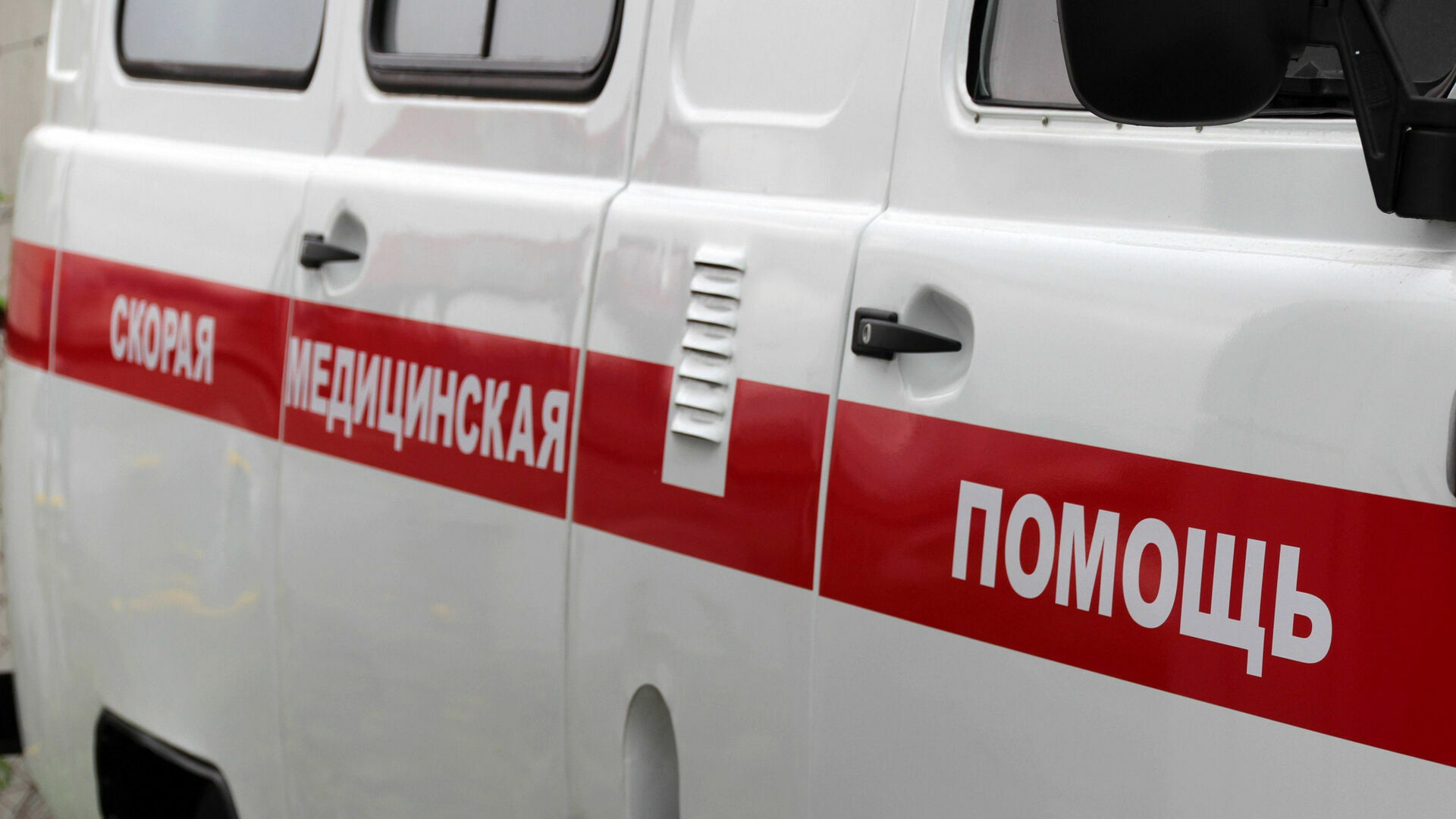 5-летняя девочка выпала из окна многоэтажки в Нижнем Новгороде