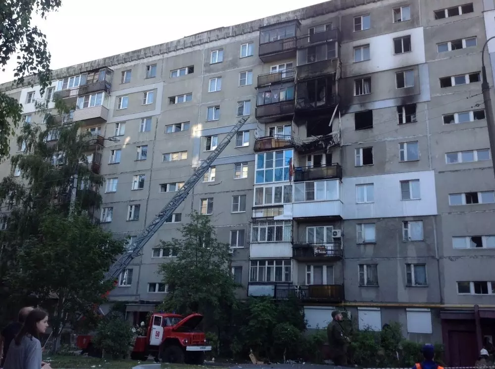 Как выглядит дом №17 на улице Краснодонцев после взрыва 