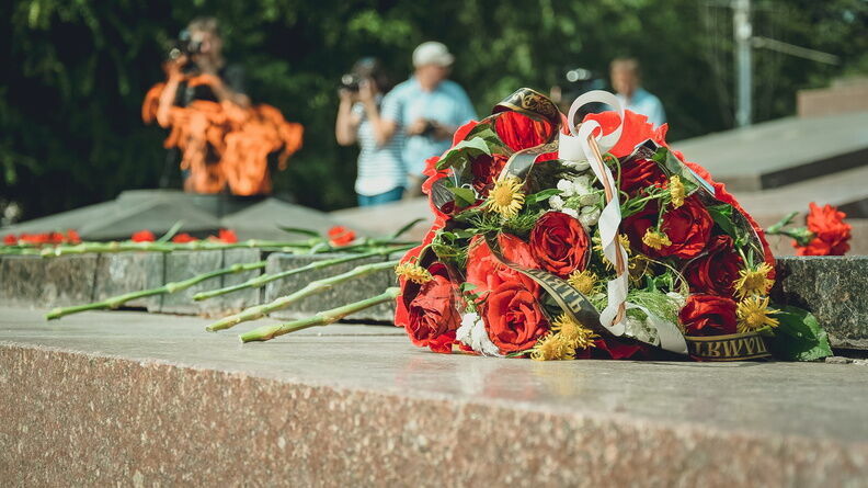 Таблички на братских могилах восстановили в Нижегородской области