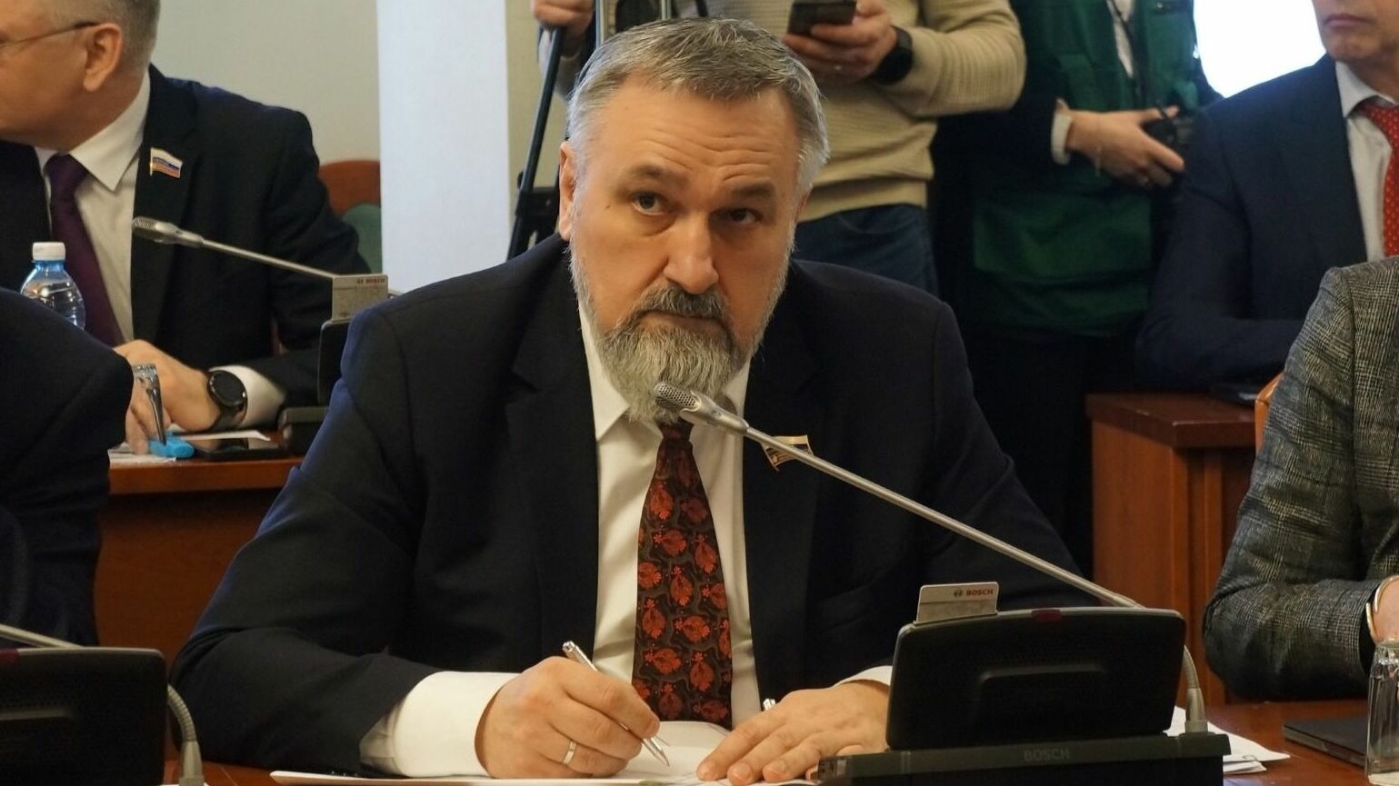 Депутат ЗСНО Суханов осудил ЧВК «Вагнер» за ее действия