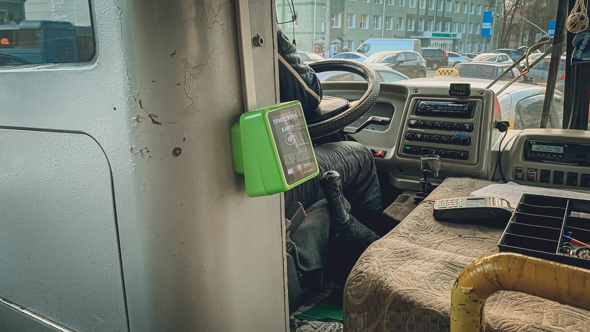 100 водителей автобусов получили корпоративные сим-карты в Нижнем Новгороде