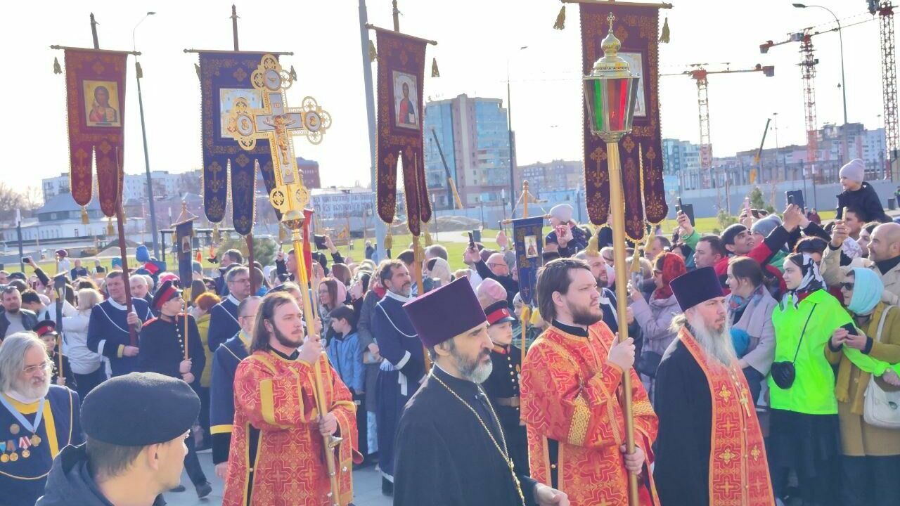 3,9 тысячи нижегородцев приняли участие в Крестном ходе на Пасху