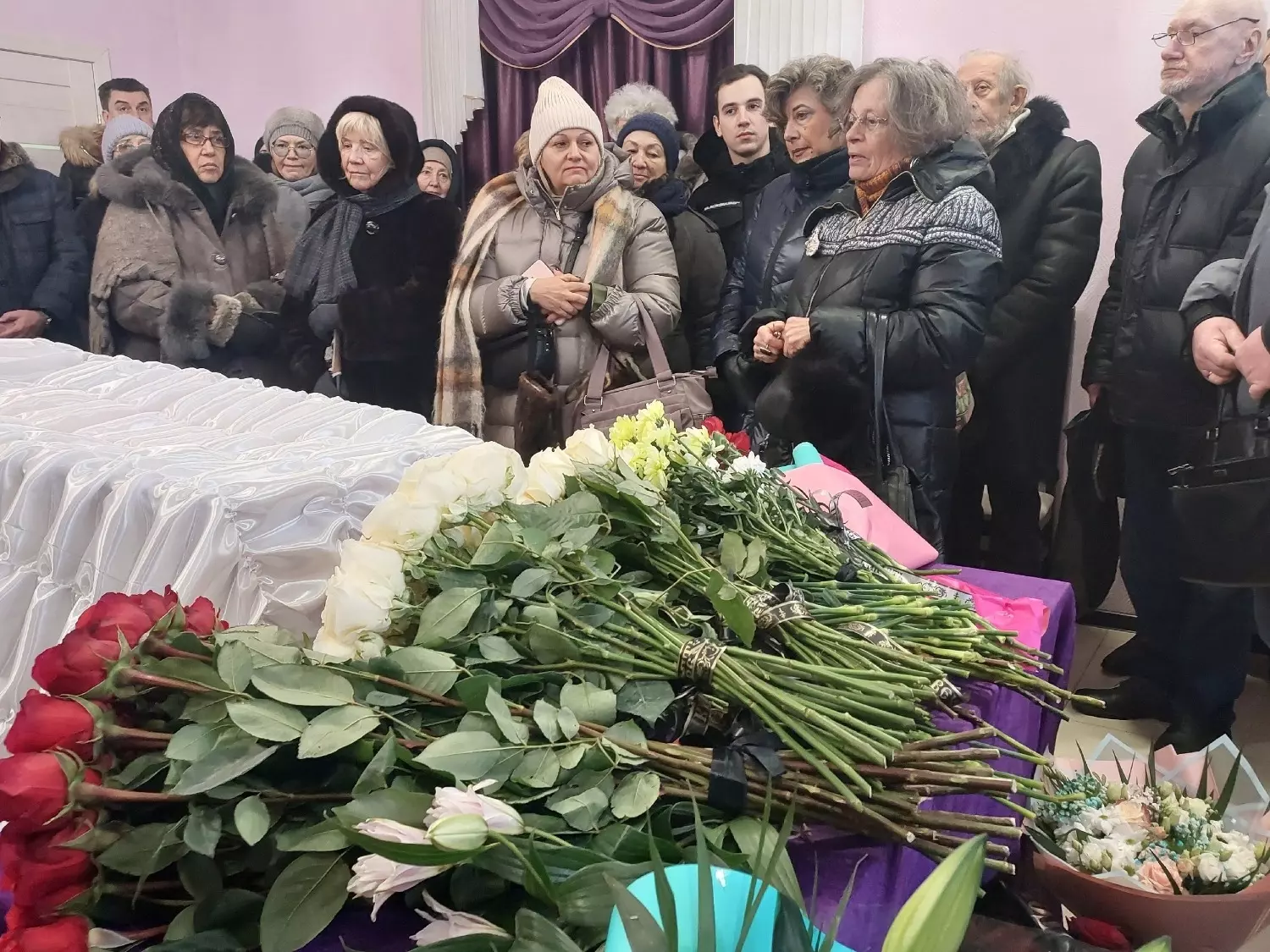 Траурная церемония прощания с Диной Немцовой 