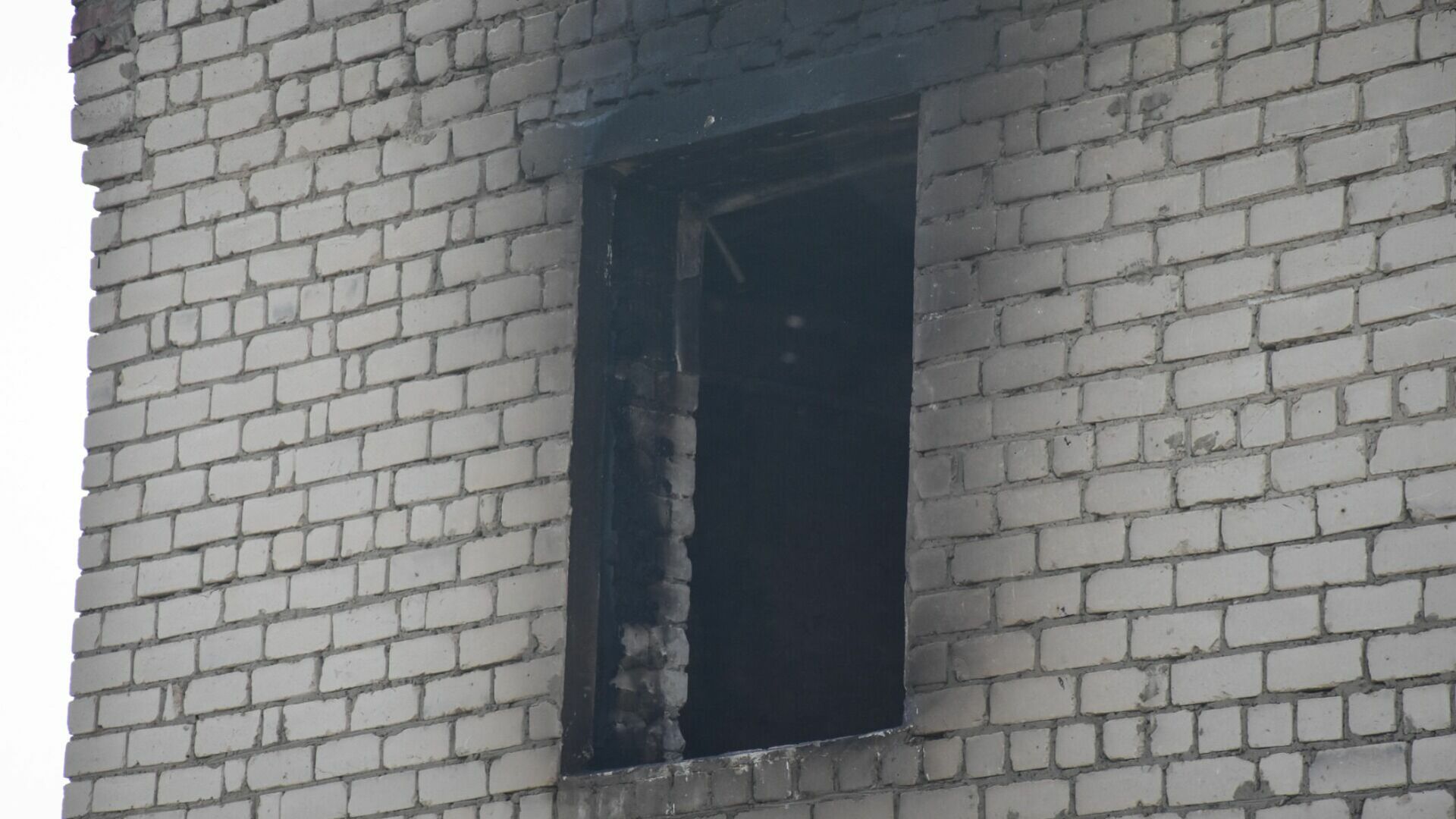 Два человека погибли при пожаре в Большемурашкинском районе 28 декабря