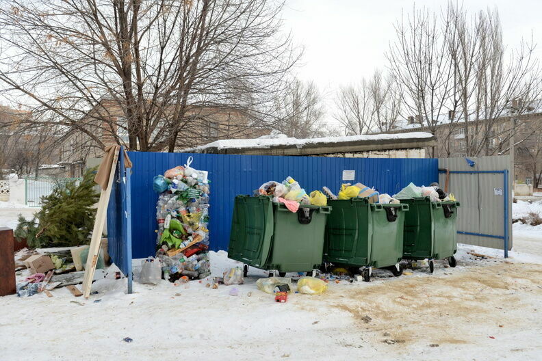 Глава Ленинского района раскритиковал уборку мусора